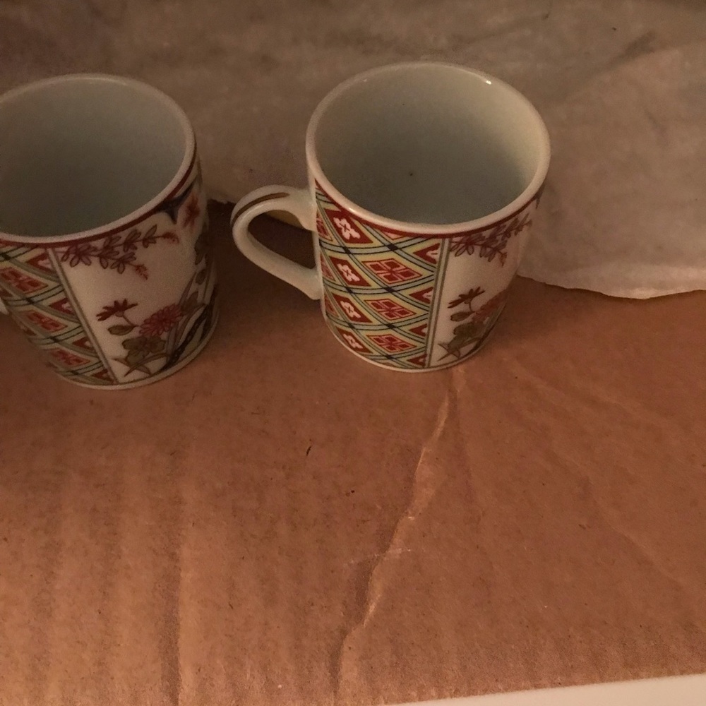 Vintage Imari Demitasse Cups